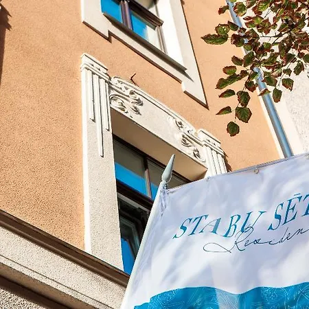 Stabu Seta Lejlighedshotel 3*