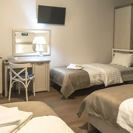Stabu Seta Aparthotel 3*